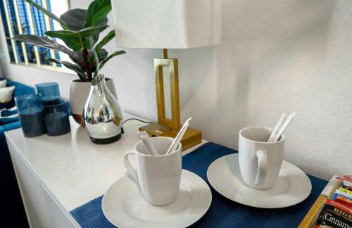 Cosmic Serenity Retreat 1BD Lux King in Southeast Jax - Foto 22