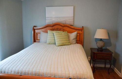 3BR Cottage Waterfront Wade Creek Fishing Boating - Foto 22