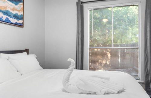 Furnished Apartments in University Hills - Foto 15