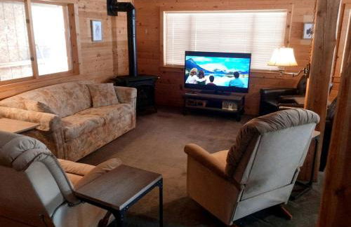 Rustic Cabin Rental with Mountain Views Located in the Gorgeous Gunnison National Forest, Colorado - Foto 2