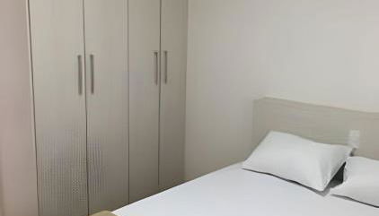 LINDO APARTAMENTO NA QUADRA DA PRAIA EM SANTOS - Foto 3