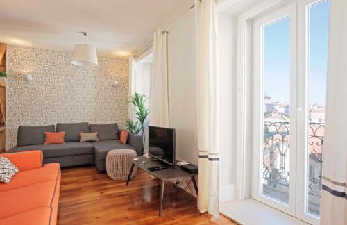 Duque-Chiado Downtown - Photo 9