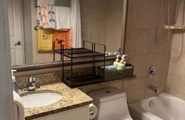 Seawall Breeze One bedroom Condo in Galveston - Photo 12