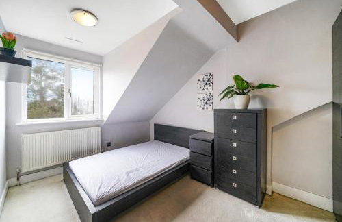 Charming Designer Cosy Loft Apartment - Photo 2