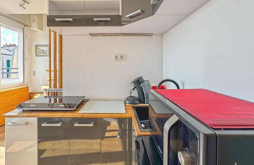 Montmartre vue sur les toits de Paris et la Tour Eiffel - Foto 29