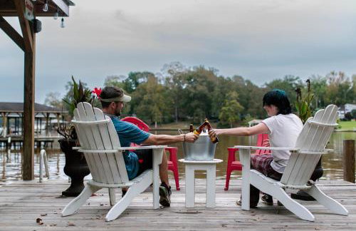 Serene Lakefront Home with Hot Tub and Boat for Rent! - Foto 35