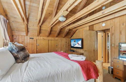 3BR Mountain Cabin-Near Beach & Slopes - Foto 13