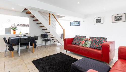 Cariad Y Mor - Foto 2, Other