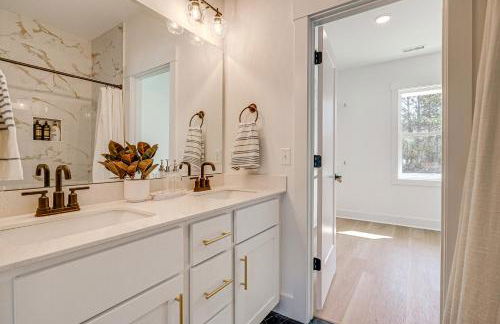 4 Mi to Surf City Beaches! Family Coastal Retreat - Foto 13