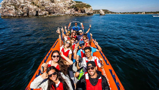 Bay of Mazatlán Speedboat Tour + Whale Museum Tickets - Foto 3