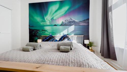 Erstklassiges Ferienapartment Citynah mit 1 Schlafzimmer - WiFi, TV, Küchenzeile, Waschmaschine&Trockner - Foto 5