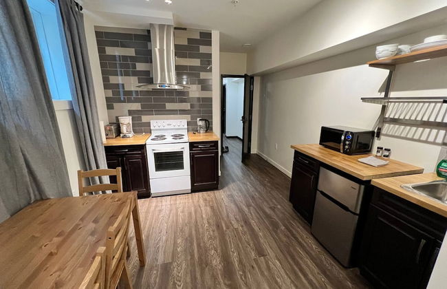 Dt 1bed 1bath Cozy Suite 8 Min Walk To Arena - Photo 6