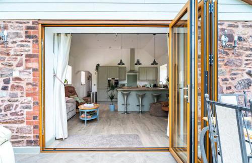 The Barn at Burfords with wood fired hot tub - Foto 19