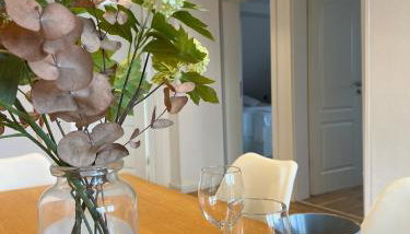 Schöne Altbauwohnung mit großer Dachterrasse für bis zu 8 Personen - Foto 3