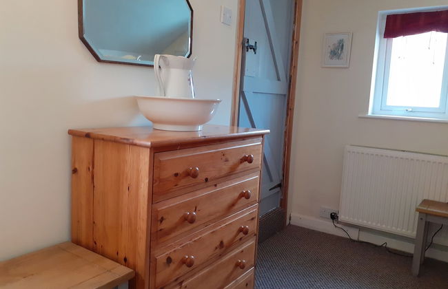 Inviting 3-bed Cottage Close to Pwllheli - Foto 6