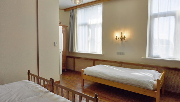 Spacious Holiday Home With Private Garden - Foto 4, Quarto