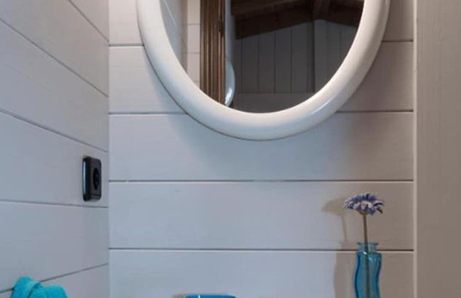 Beautiful Wooden Bungalow With Shared Pool - Foto 7