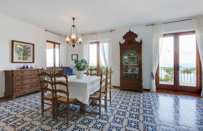 Villa in Torri del Benaco With Lake Garda Views - Photo 28