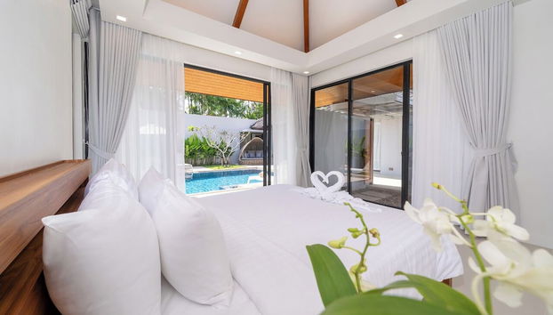 Anchan Villas Phuket - Private 4 Bedroom Signature Pool Villa by Escape Villas - Foto 5, Habitación