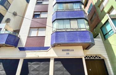 Apto a 20 metros da praia - Foto 2