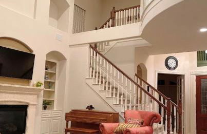 Bedroom with 3.5-Bathroom near Golf Course! - Photo 3