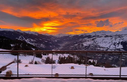 Appartement Haute gamme ski aux pieds, piscine, sauna. - Foto 3