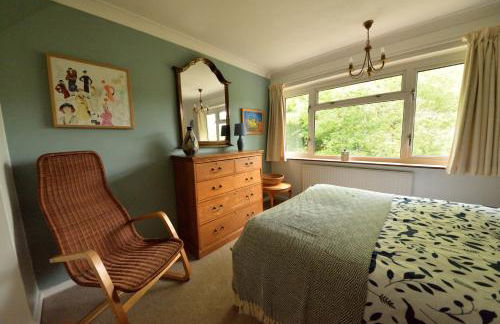 Cosy house, a train spotter's delight! - Foto 8