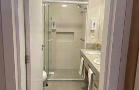 Flat NOVO com Piscina Aquecida e Sauna - Foto 9