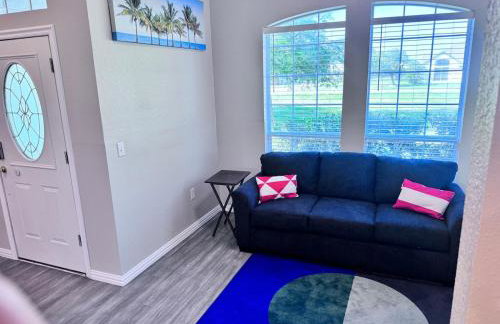 Tranquil 1,5 Acre Retreat with Modern Comfort - Foto 8