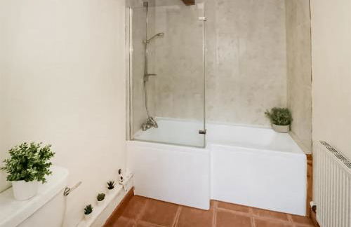 Uk46555 - Ragleth - Photo 13