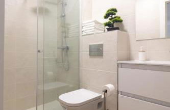 Lujoso apartamento entre 2 playas con garaje, wifi - Foto 10