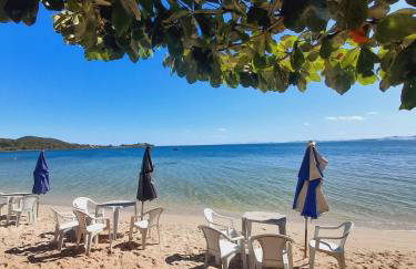 TOP 1 QUARTO com ESTACIONAMENTO em Condomínio com VISTA INCRIVEL - PORTARIA 24h, PISCINA, Sauna e Parquinho Infantil - Apartamento com Ar condicionado, Smart TV, Wi-Fi, Cozinha Completa, NETFLIX, Entre o MAR e a LAGOA, CUSTO BENEFICIO - Foto 2