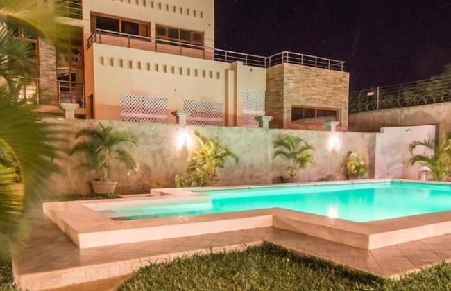 Stay.Plus Diani Luxurious Villa - Foto 14