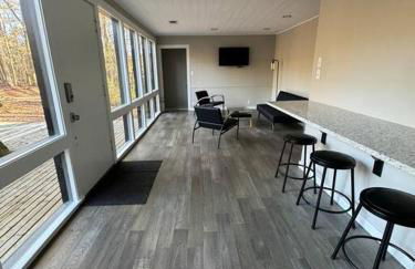 Creekside Cabin - 5 Mins from LA TECH and Sports Complex - Foto 5