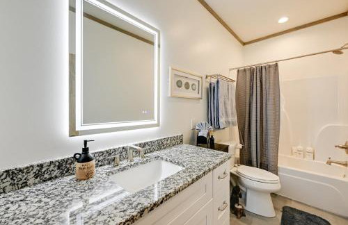 Blue Ridge Mountain-View Cabin with Hot Tub and Deck! - Foto 21