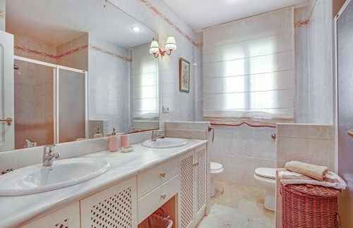 Villa in Salobrena near Tropical Pool & Beach - Foto 17