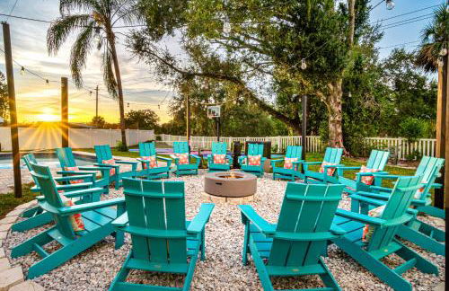 NEW-Heated Pool-Pickleball-Hot Tub-Movie Theater-Game Room-Playset-Basketball-10 Beds - Foto 7