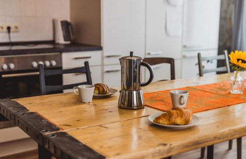 Charmanter Altbau zwischen Altstadt und Klinikum mit Parkplatz - Foto 14