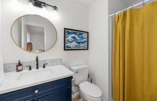 Beautiful 6 bed 3 bath home in quiet neighborhood - Foto 29