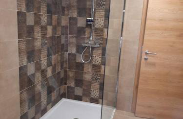 ANDREA, Premium three bedroom apartment, entire floor - Photo 10