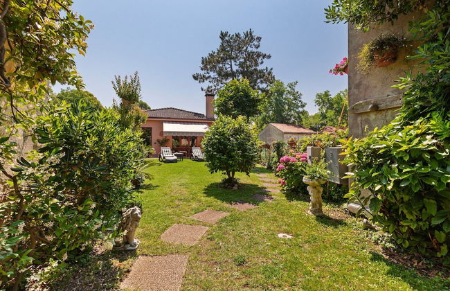 Belvilla by OYO Villa Pratolina Agli Alberoni - Photo 53