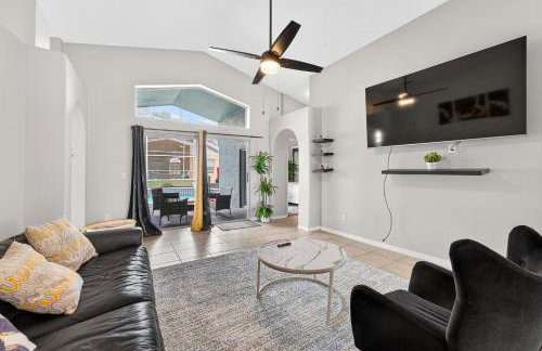 Entire Disney Retreat Home minutes from Disney, Shopping, and Restaurants 4br,2ba,7beds sleeps 10 - Foto 23