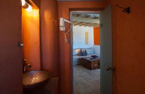 Heliophos Boutique Caves - Photo 36