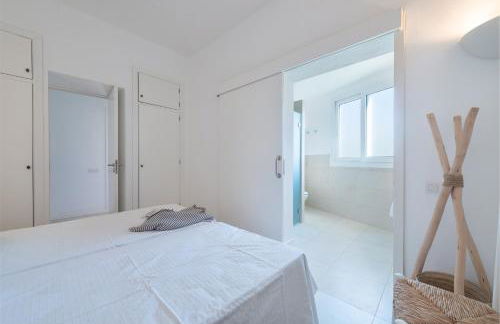 NEW! Villa ESPERANZA, Can Marilla, Front Sea View, Pool, AC, BBQ - Foto 29