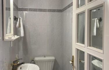 Fourlani's Apartments - Foto 18