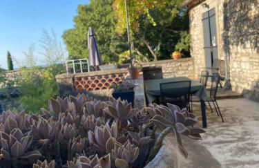 Maison accueillante à Orgnac-l'Aven avec piscine partagée - Foto 35