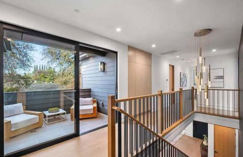 Stunning 5BR in Studio City W. Pool, and Jacuzzi - Foto 26