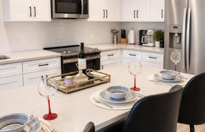 Lux property great for 1 to 8 Guests-family trip ,5Beds 2Rooms Staycation with Gym and EV, proximity to Downtown and Beaches - Foto 22