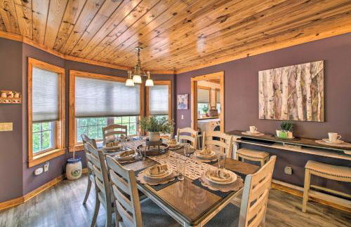 Kayaks and Boat Dock Lakeside Hot Springs Retreat - Foto 10