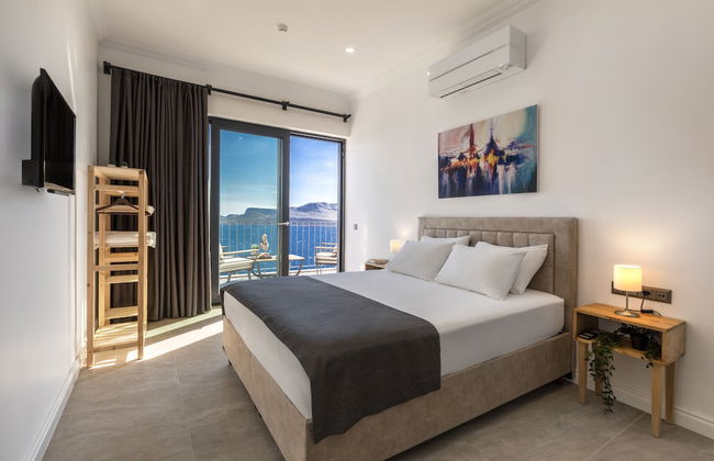 Born in Blue - Photo 34